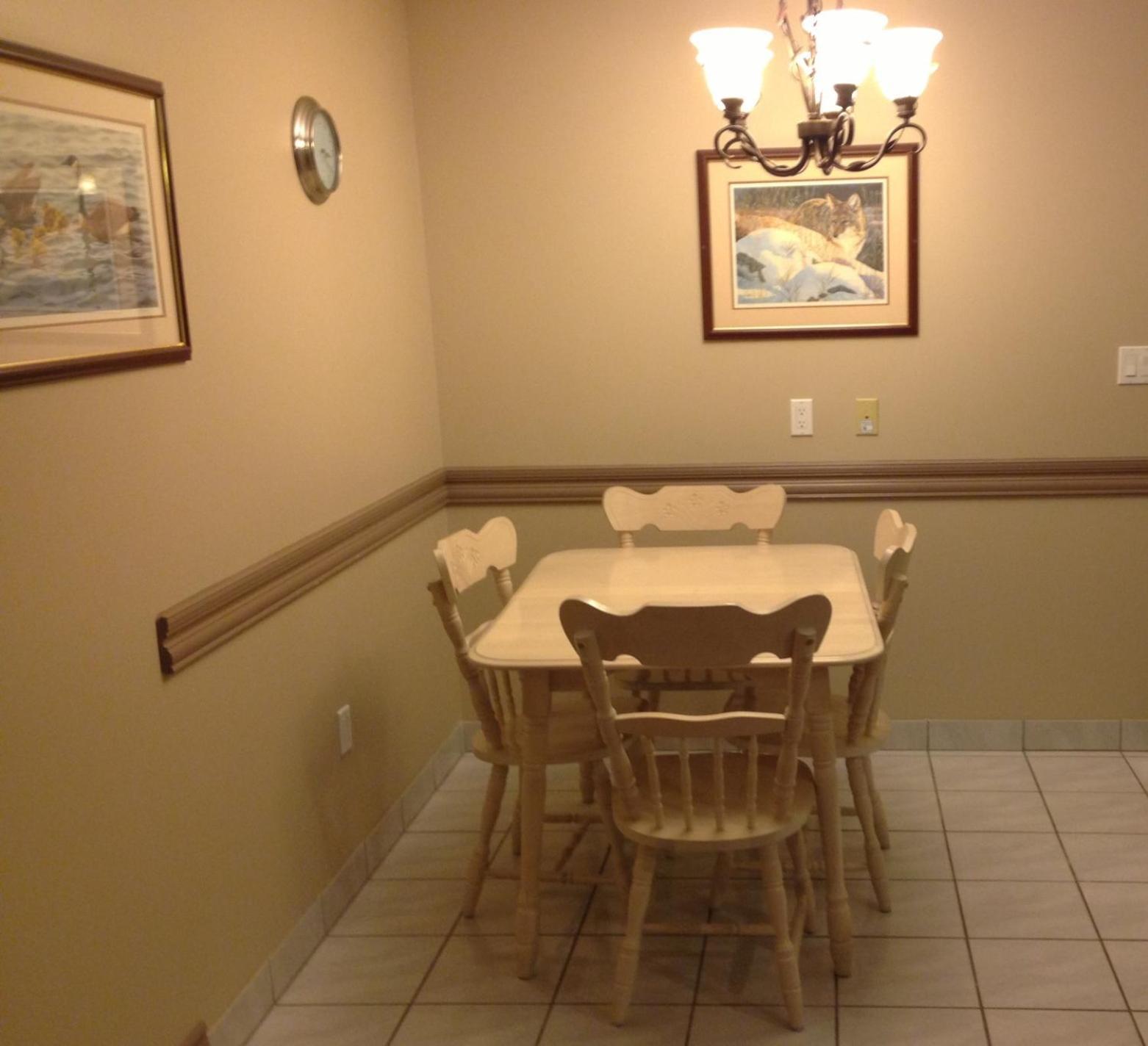 Petawawa River Inn & Suites Esterno foto