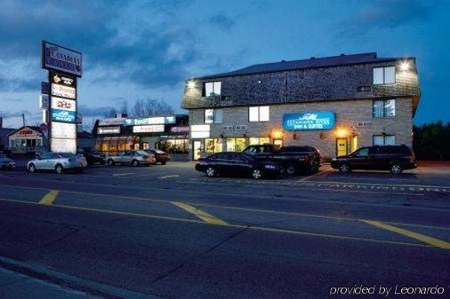 Petawawa River Inn & Suites Esterno foto